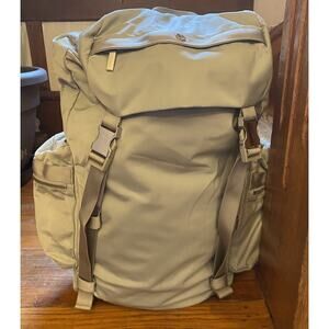 Lululemon Wunderlust Backpack 25L Oak Silver Nice! Men’s Women’s